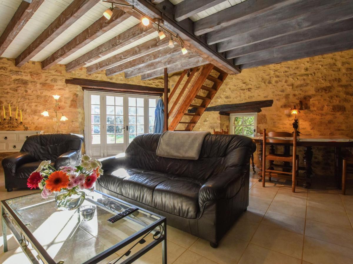 Cosy Holiday Home In Lantheuil With Garden Villefranche-du-Périgord Exteriér fotografie