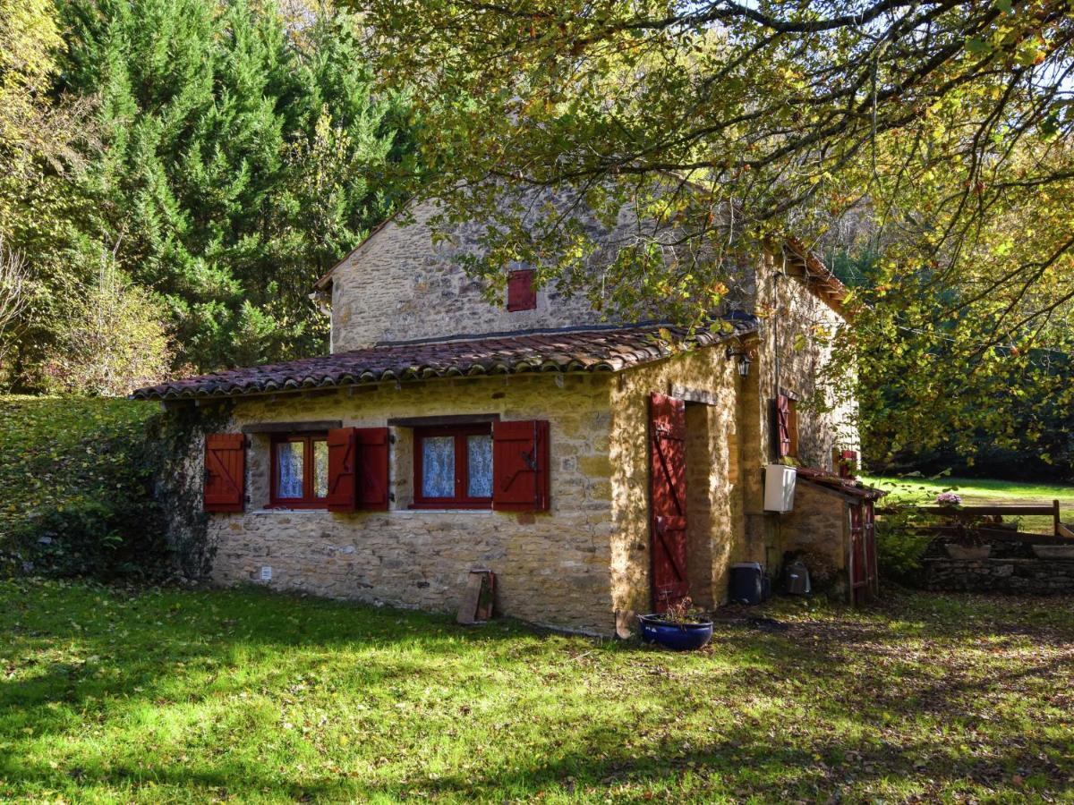 Cosy Holiday Home In Lantheuil With Garden Villefranche-du-Périgord Exteriér fotografie