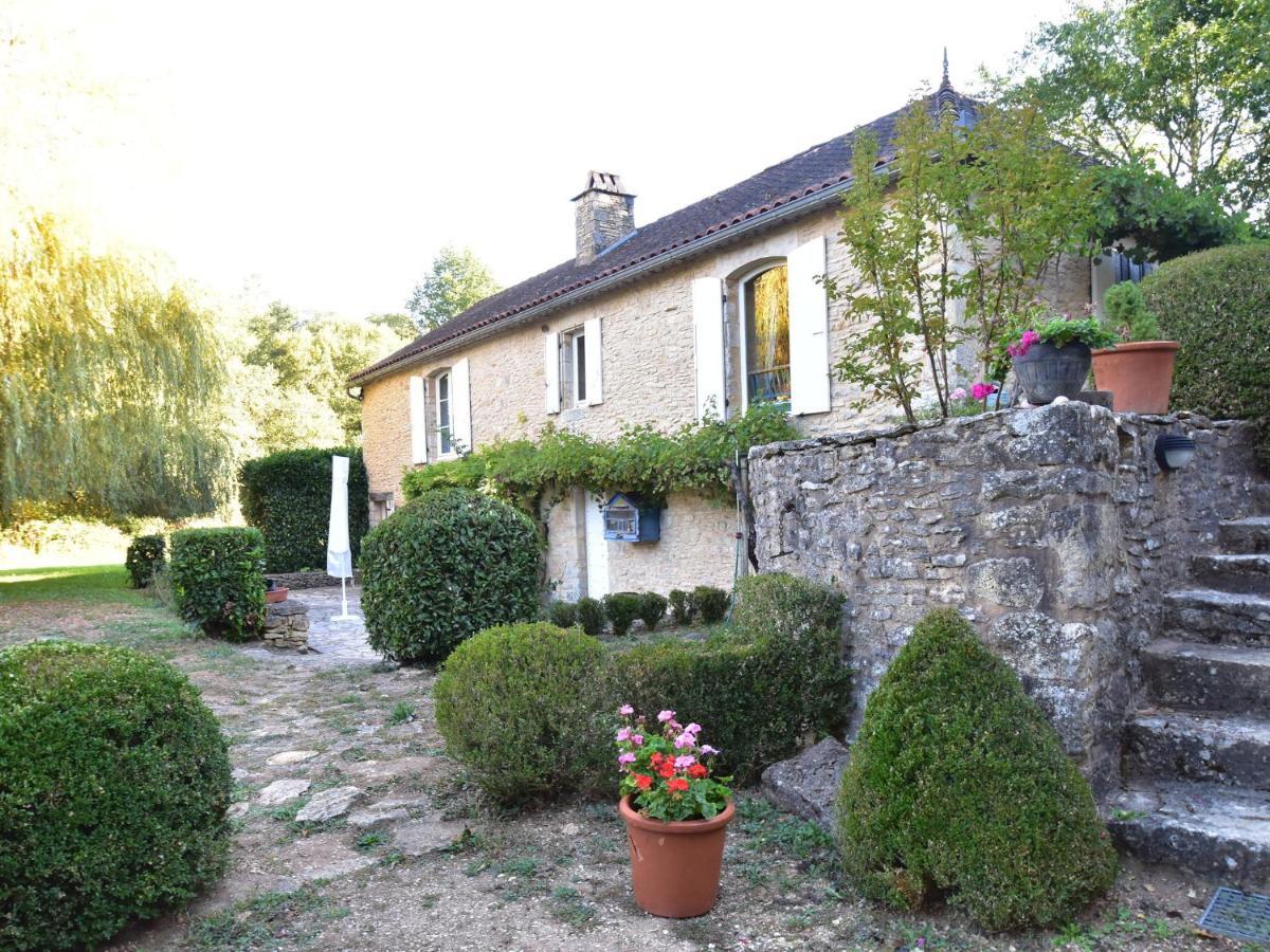 Cosy Holiday Home In Lantheuil With Garden Villefranche-du-Périgord Exteriér fotografie