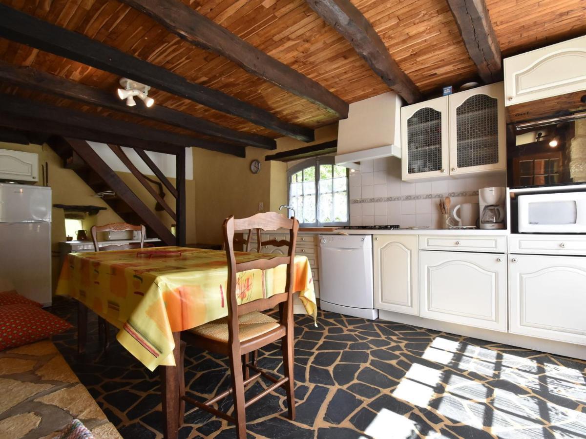 Cosy Holiday Home In Lantheuil With Garden Villefranche-du-Périgord Exteriér fotografie