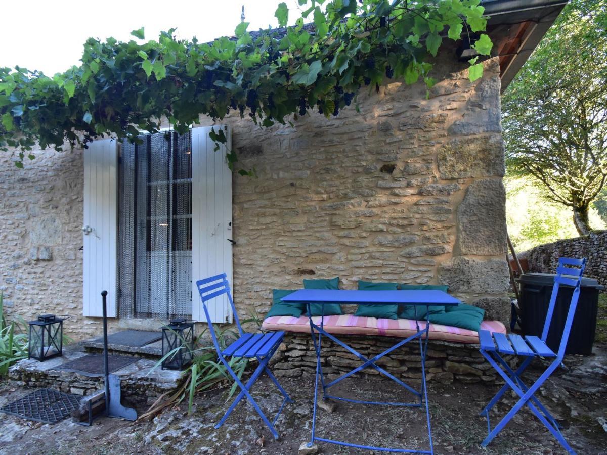 Cosy Holiday Home In Lantheuil With Garden Villefranche-du-Périgord Exteriér fotografie