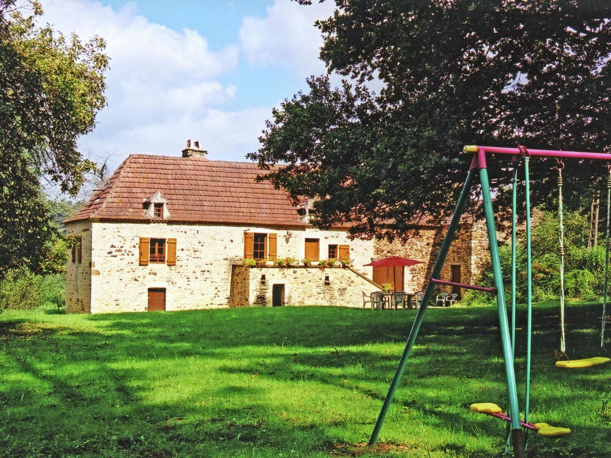 Cosy Holiday Home In Lantheuil With Garden Villefranche-du-Périgord Exteriér fotografie