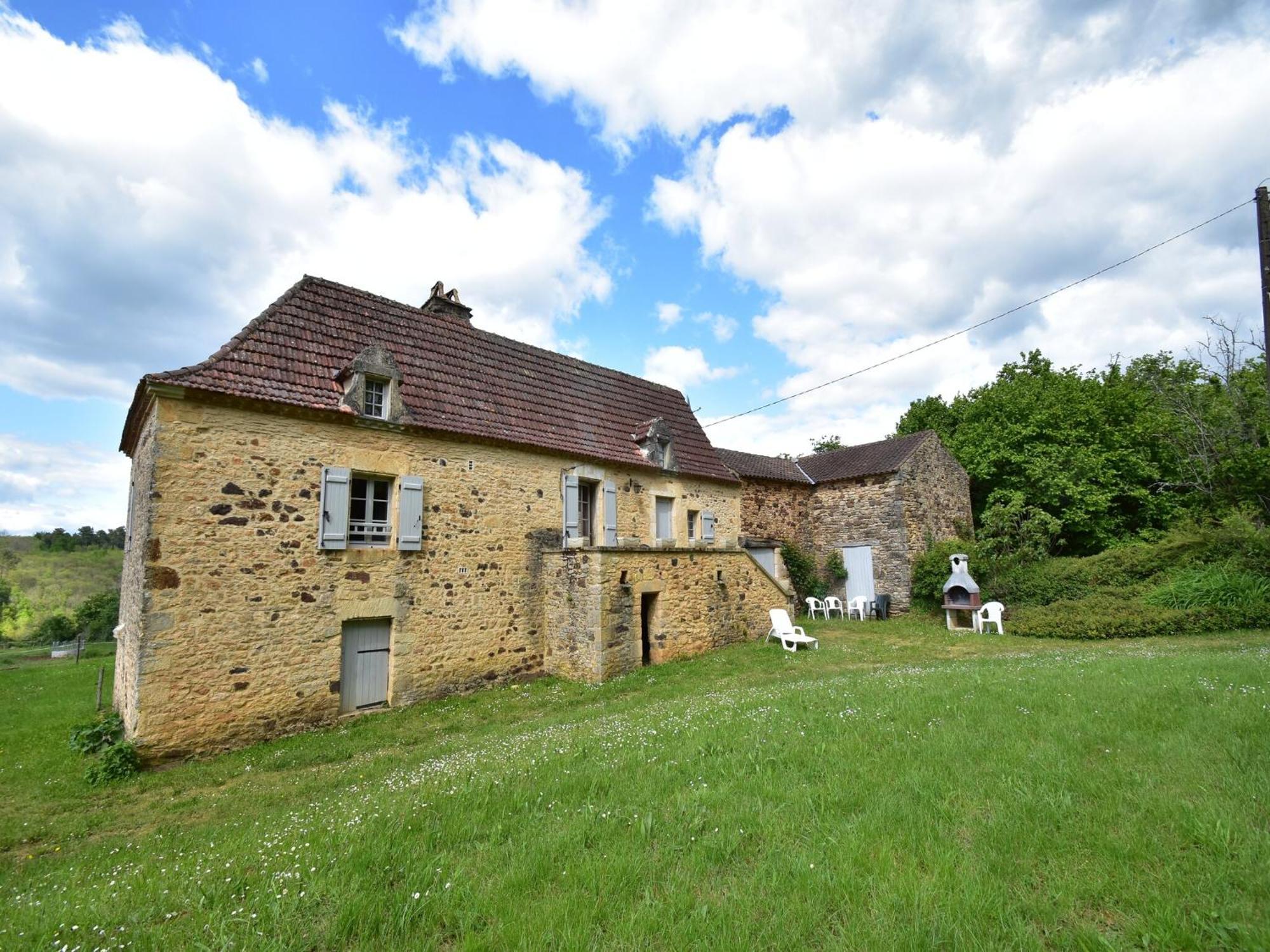 Cosy Holiday Home In Lantheuil With Garden Villefranche-du-Périgord Exteriér fotografie