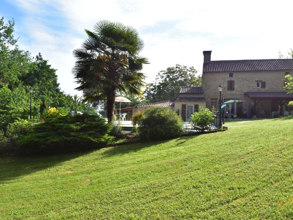 Cosy Holiday Home In Lantheuil With Garden Villefranche-du-Périgord Exteriér fotografie